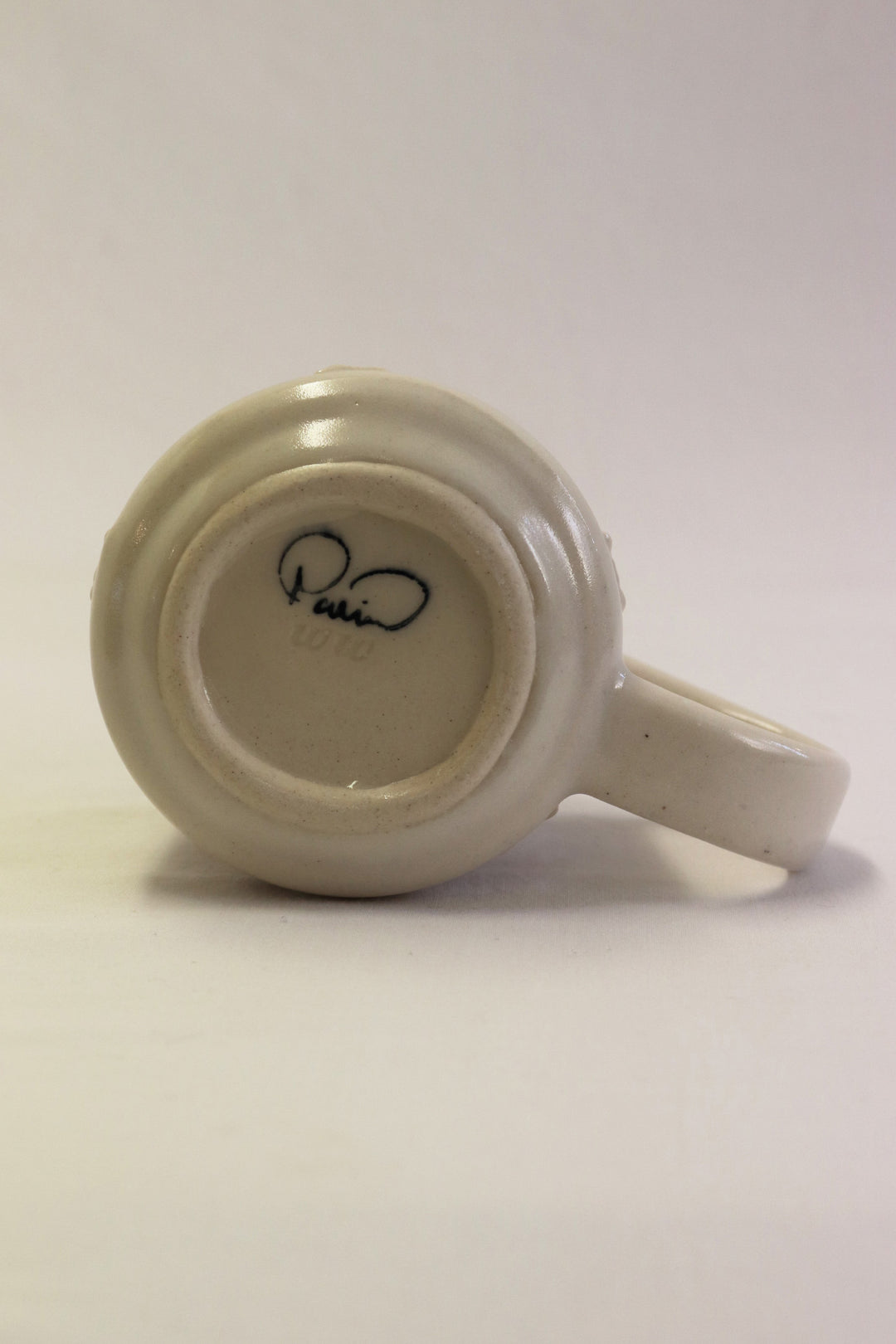 Pātiki Mug Off White