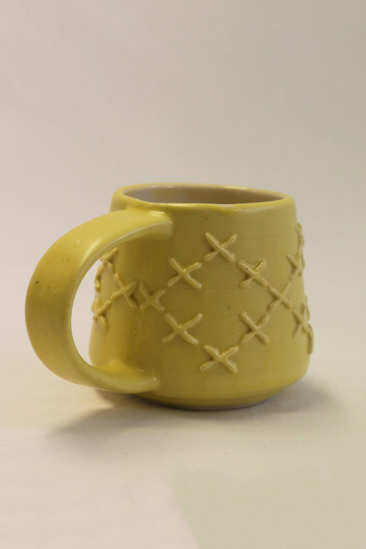 Pātiki Mug Kōwhai