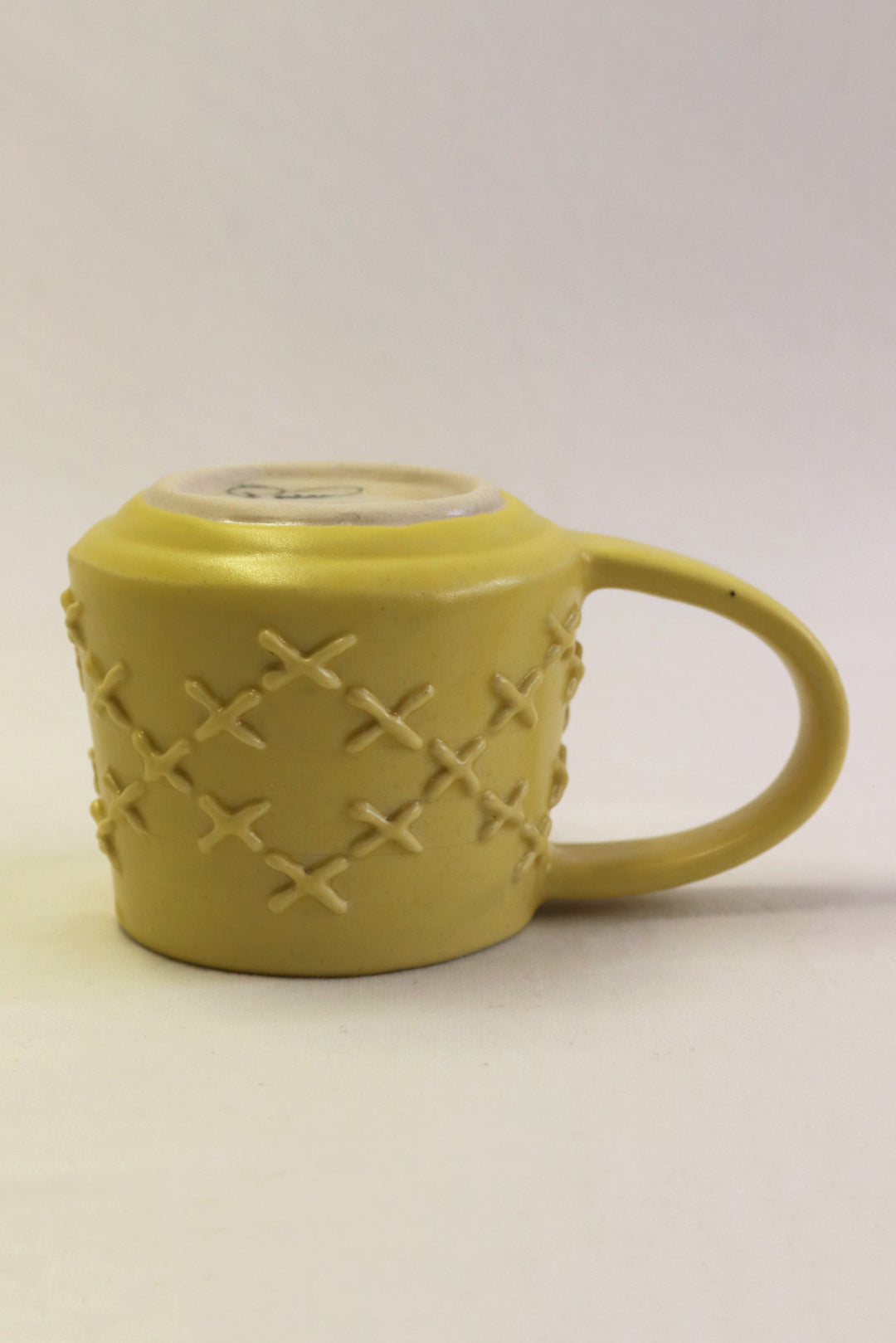 Pātiki Mug Kōwhai
