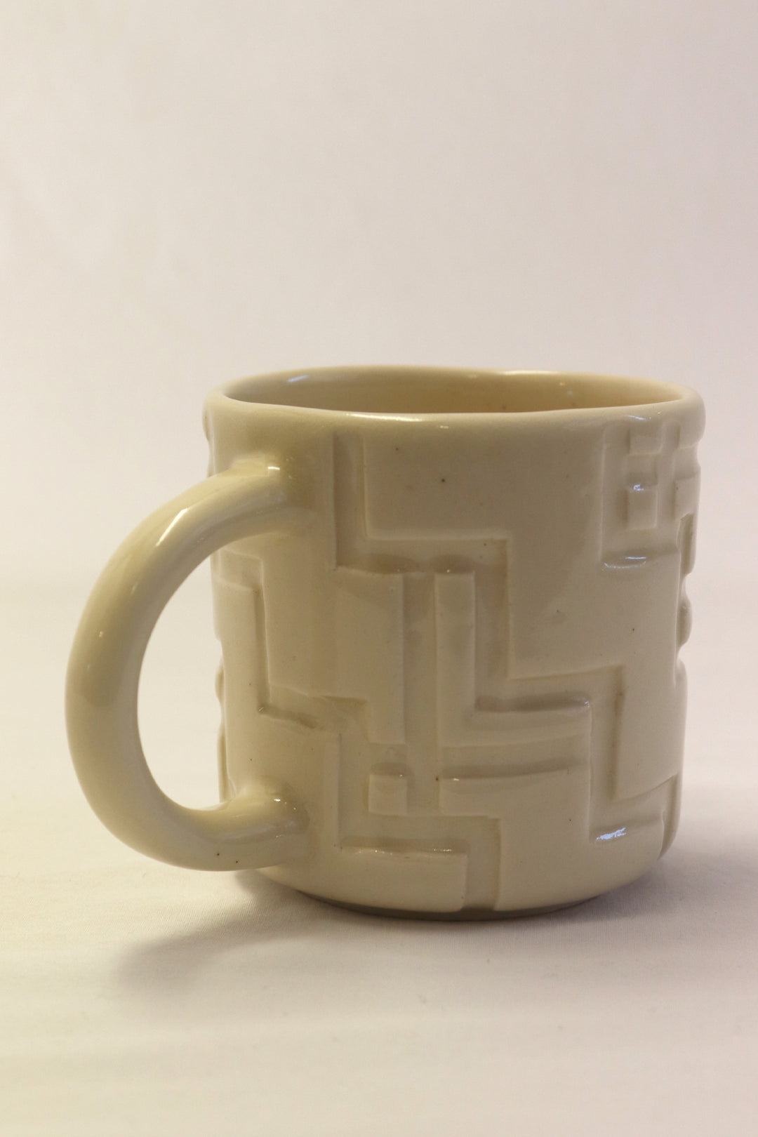 MiriMay Mug White with rock specks