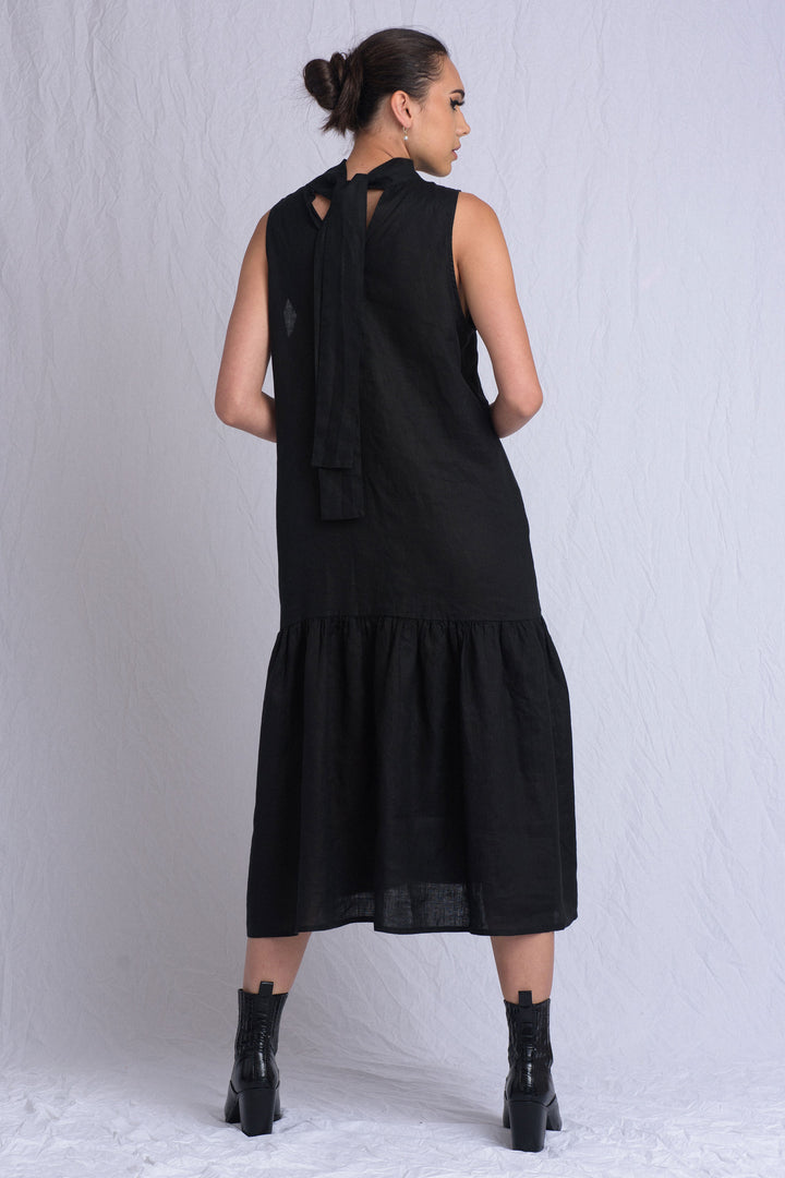 Tongariro Maxi Dress Black